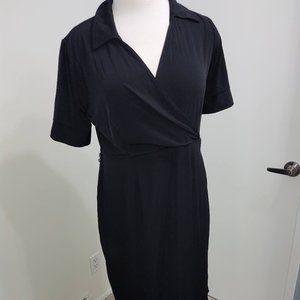 Sz 20 Black short sleeve collared v-neck knee length dress